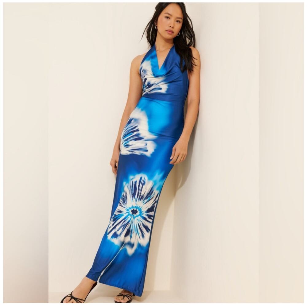 REVOLVE Especia Moonflower Blue Maxi Dress Size Medium - Picture 3 of 8
